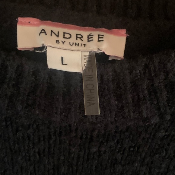 Block colored sweater - Picture 2 of 4